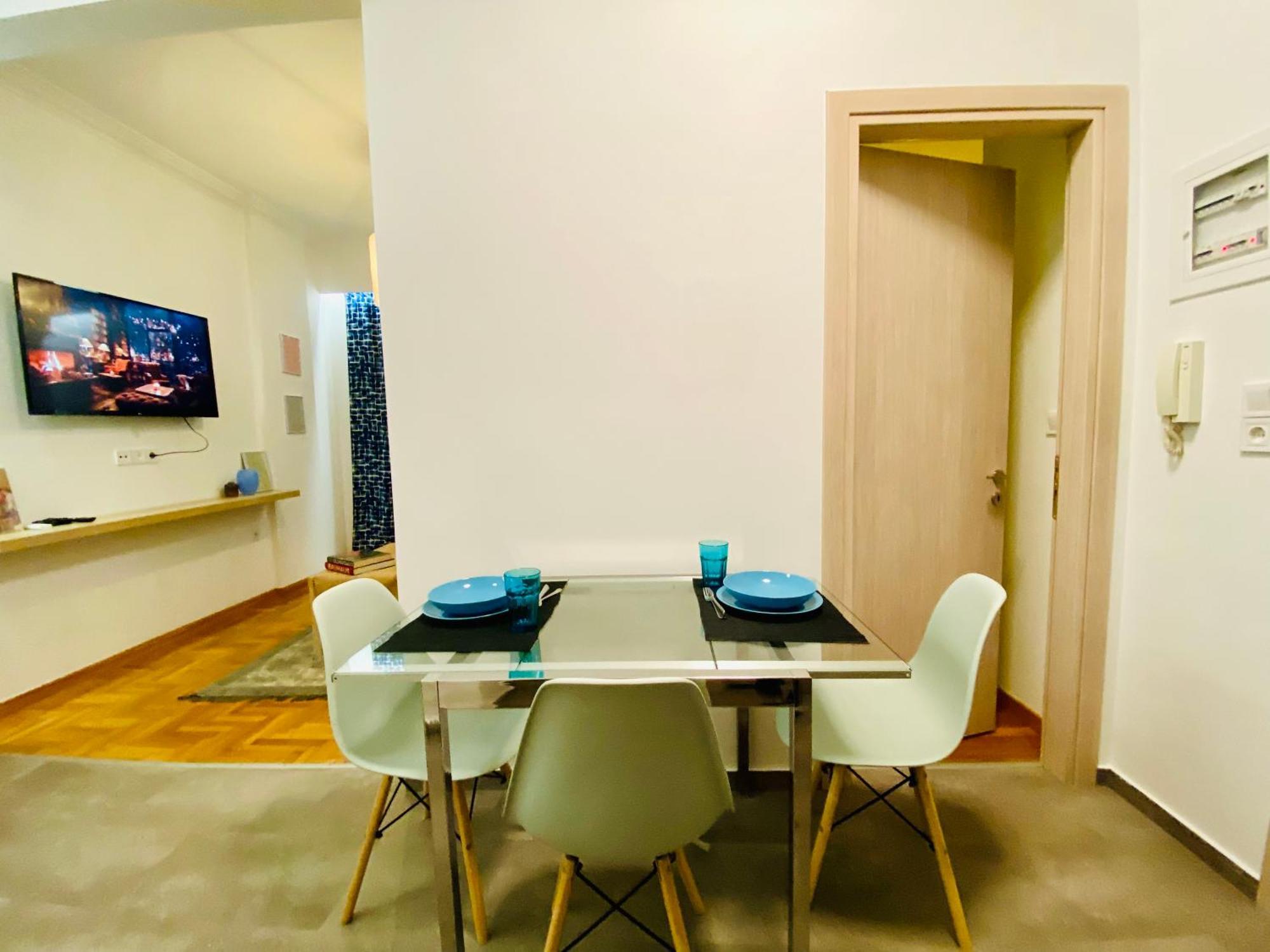 Antinoros Inn, Stylish Apartment,3' To Metro Athén Kültér fotó